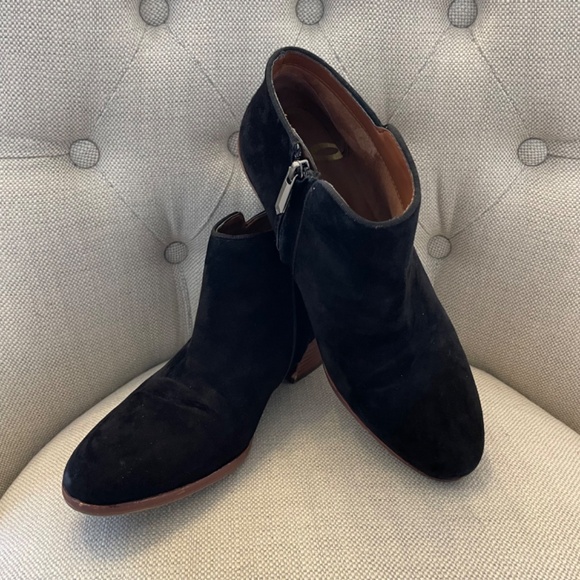 Sam Edelman Size US 8 Wide - EU38 Petty Black Suede Ankle Boots - Picture 13 of 13